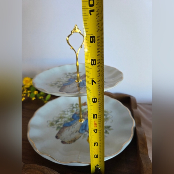 Peter Rabbit Two-Tier Dessert Stand With Gold Handle - Picture 5 of 7